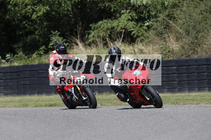 /Archiv-2025/49 26.08.2025 Cornu Master School ADR/rot-rouge/63